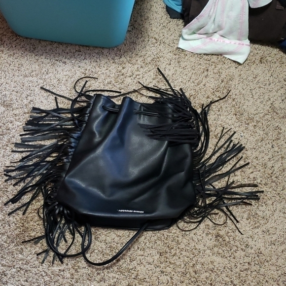 Black Victoria's secret bag with fringe. Like new - Picture 4 of 4